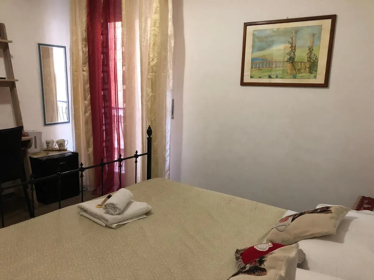 B&B Antonella Taormina Bed & Breakfast