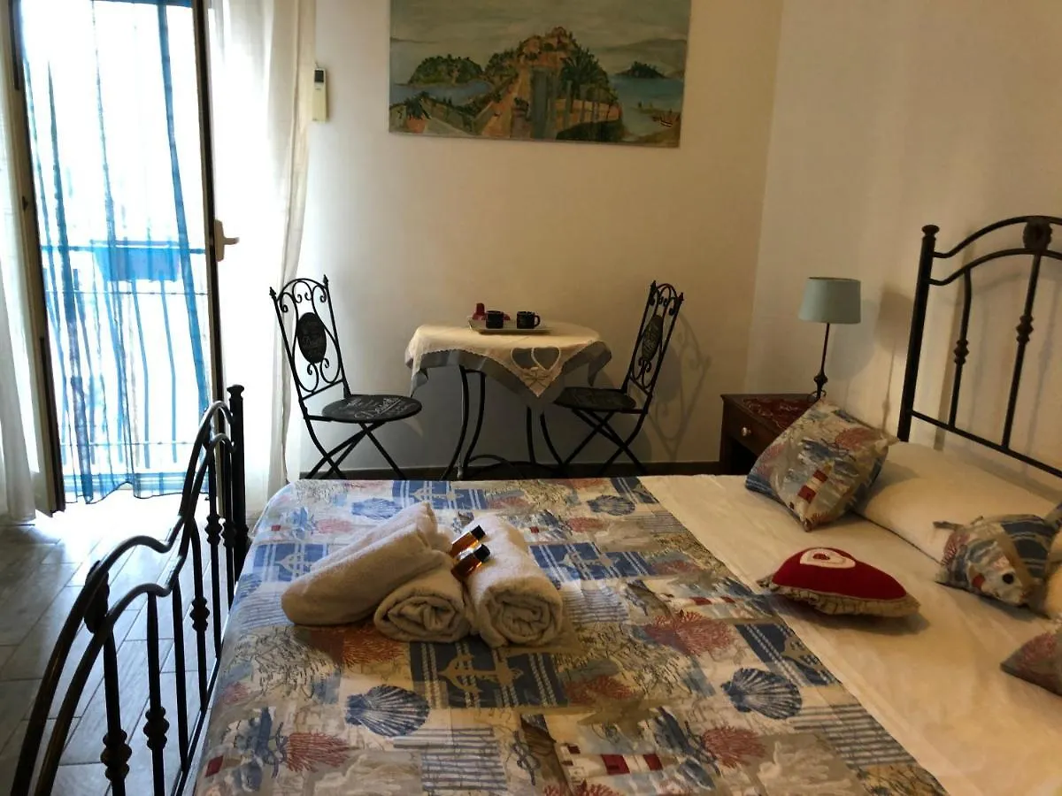 B&B Antonella Taormina Bed & Breakfast