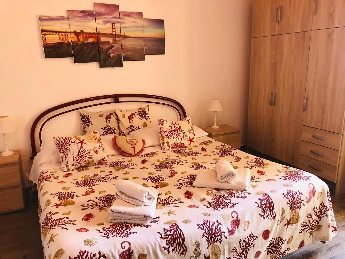 B&B Antonella Taormina Bed & Breakfast