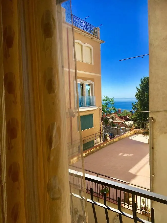 B&B Antonella Taormina Bed & Breakfast