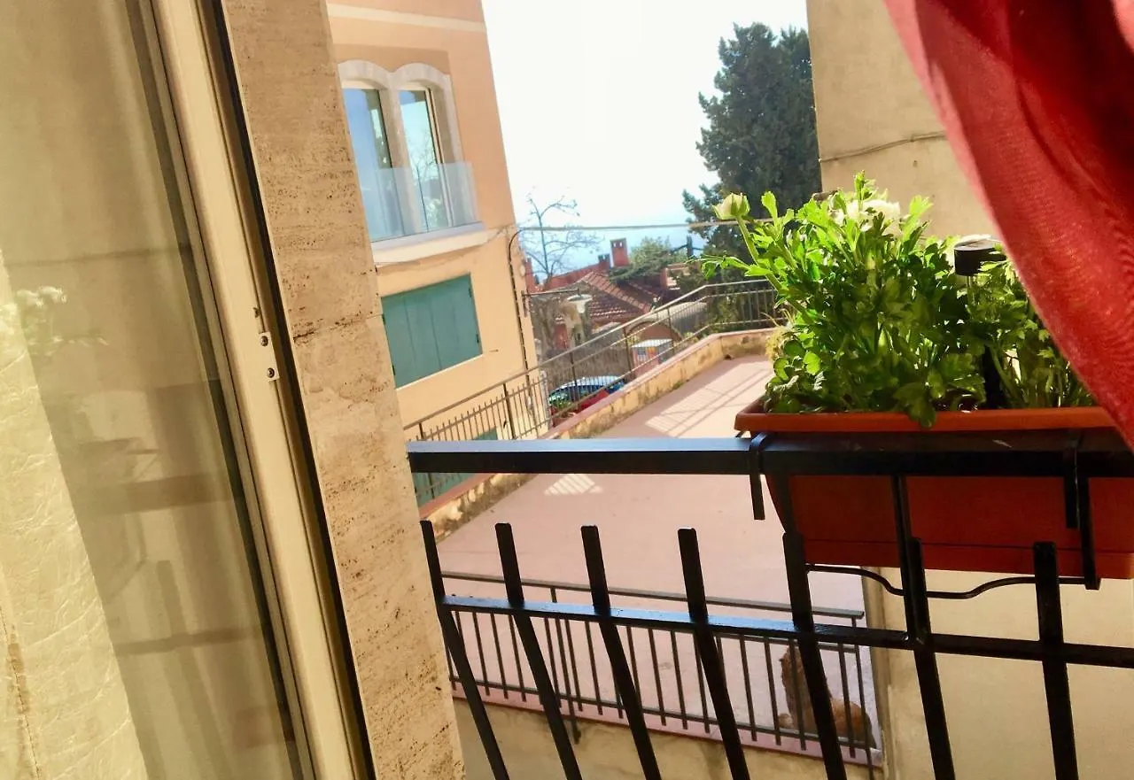 B&B Antonella Taormina Bed & Breakfast